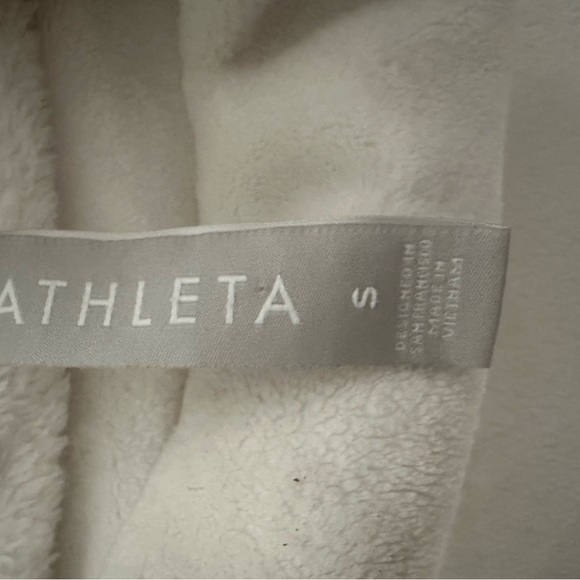 ATHLETA Double Cozy Karma Funnel Neck Sweatshirt SMALL Sea Salt White Top GUC - Picture 13 of 13